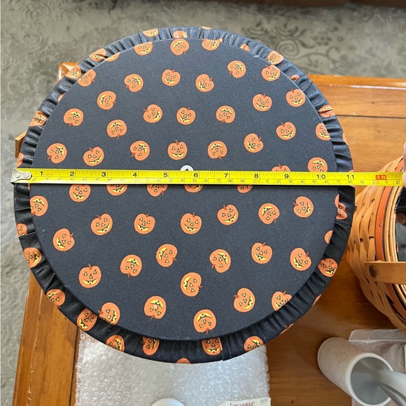 LONGABERGER (LID ONLY) HALLOWEEN 1997 Large Pumpkin (Hostess)!!!
*Basket NOT inc - Picture 4 of 7